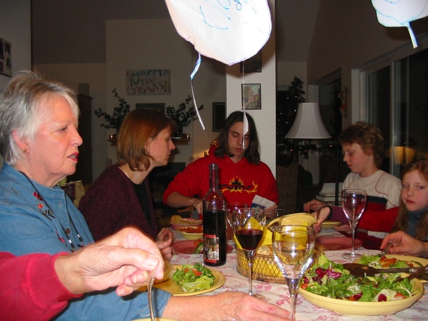 608x456 pixels (104K)