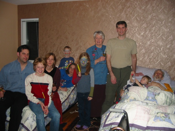 608x456 pixels (101K)