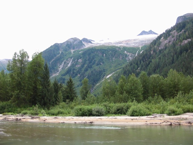 640x480 pixels (72K)