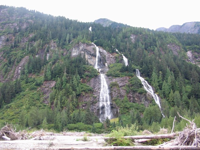 640x480 pixels (108K)