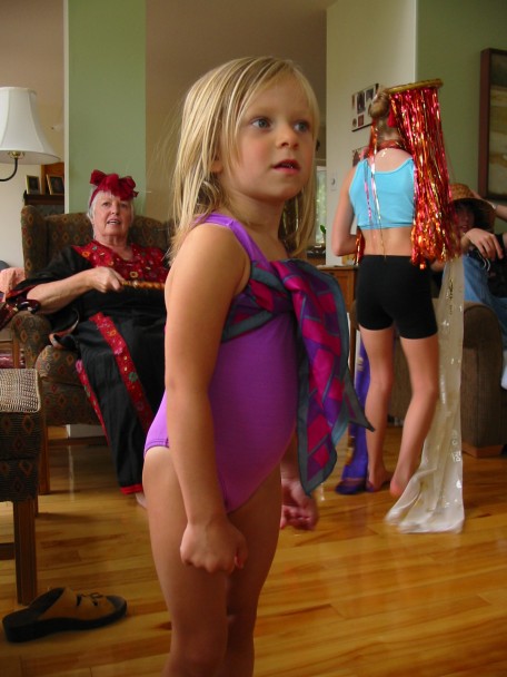 456x608 pixels (61K)